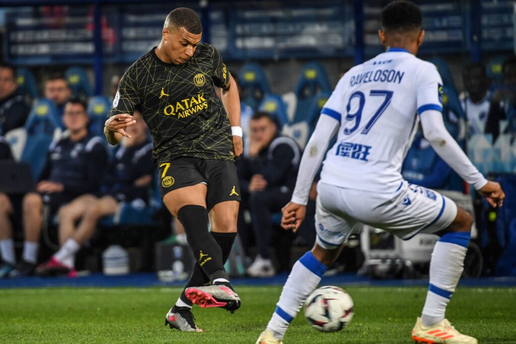 El PSG Hace Los Deberes Ante El Auxerre Y Se Acerca A Su Undécimo ...