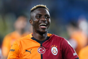 Osimhen, feliz en el Galatasaray